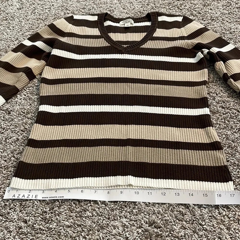 St Johns Bay Ribbed Sweater - Picture 5 of 7